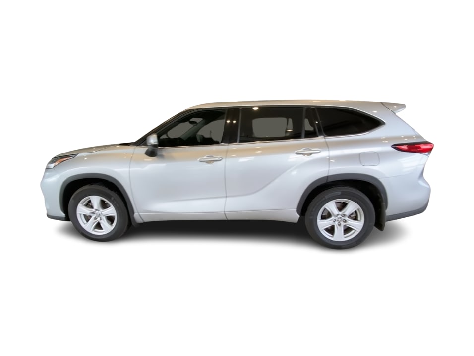 Thumbnail: 2021 Toyota Highlander - 3