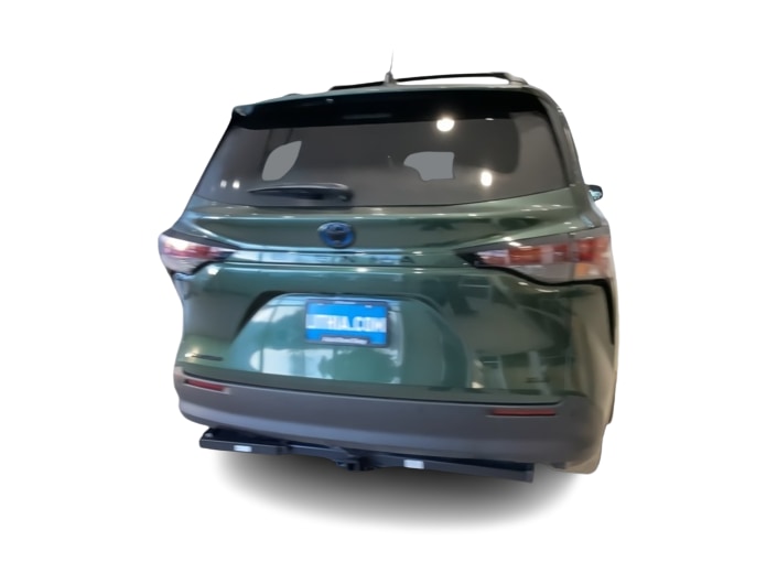 Thumbnail: 2025 Toyota Sienna - 17