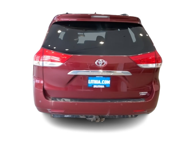 Thumbnail: 2014 Toyota Sienna - 15