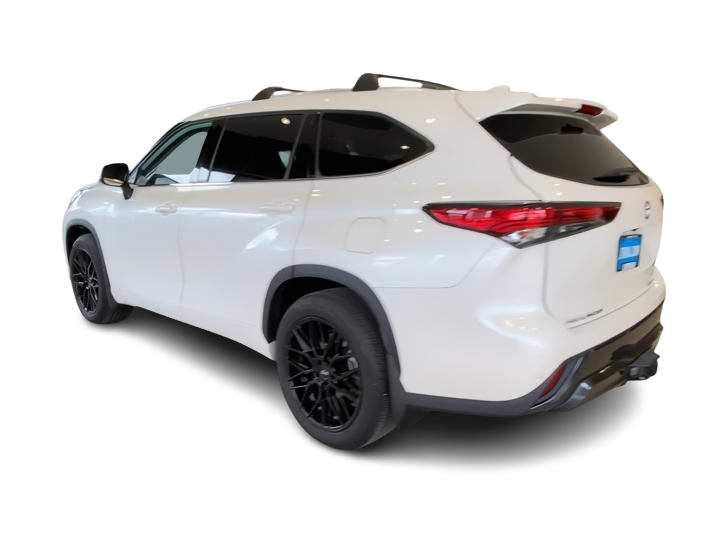 Thumbnail: 2021 Toyota Highlander - 4