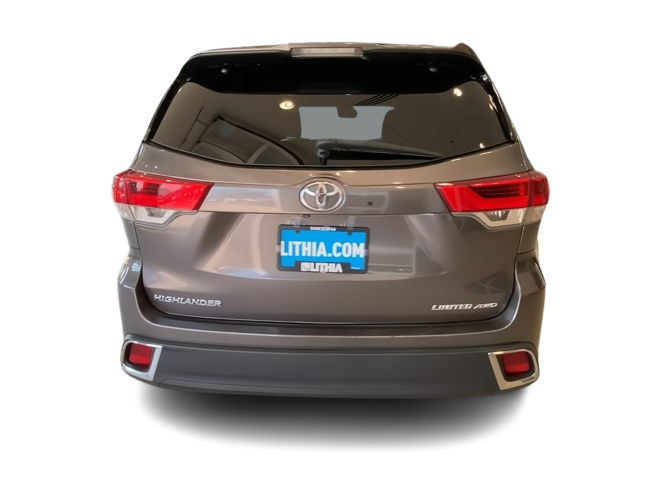 Thumbnail: 2017 Toyota Highlander - 4