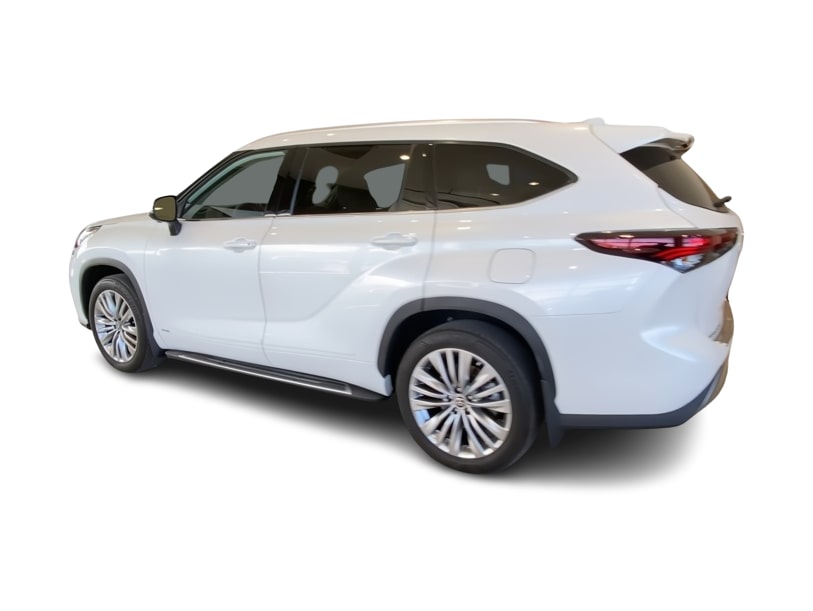 Thumbnail: 2024 Toyota Highlander - 19