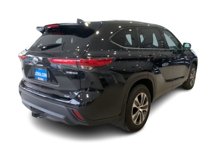 Thumbnail: 2021 Toyota Highlander - 19
