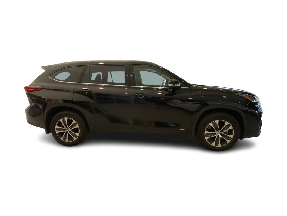Thumbnail: 2022 Toyota Highlander - 19
