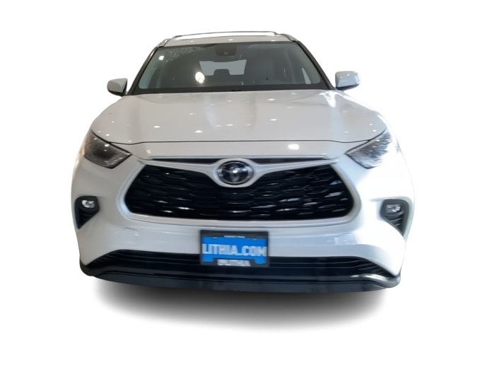 Thumbnail: 2022 Toyota Highlander - 6