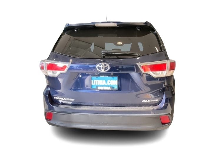 Thumbnail: 2016 Toyota Highlander - 4