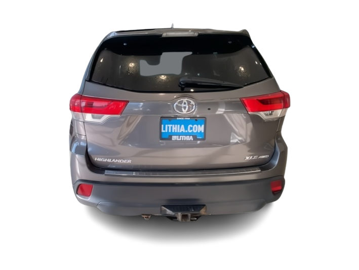 Thumbnail: 2017 Toyota Highlander - 5