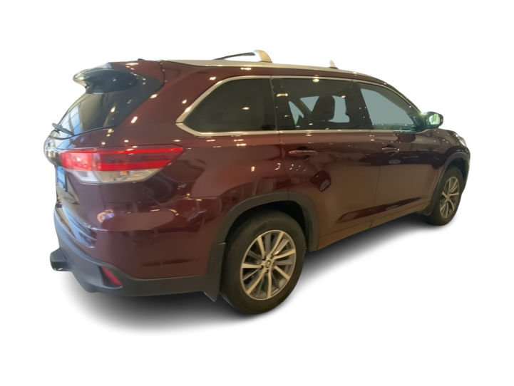 Thumbnail: 2018 Toyota Highlander - 19