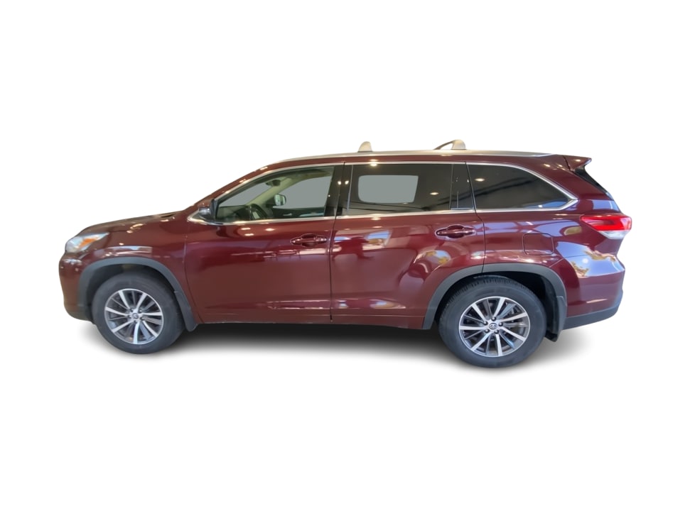 Thumbnail: 2018 Toyota Highlander - 3