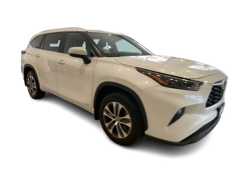 Thumbnail: 2023 Toyota Highlander - 16