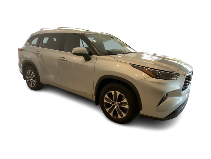 Thumbnail: 2023 Toyota Highlander - 14