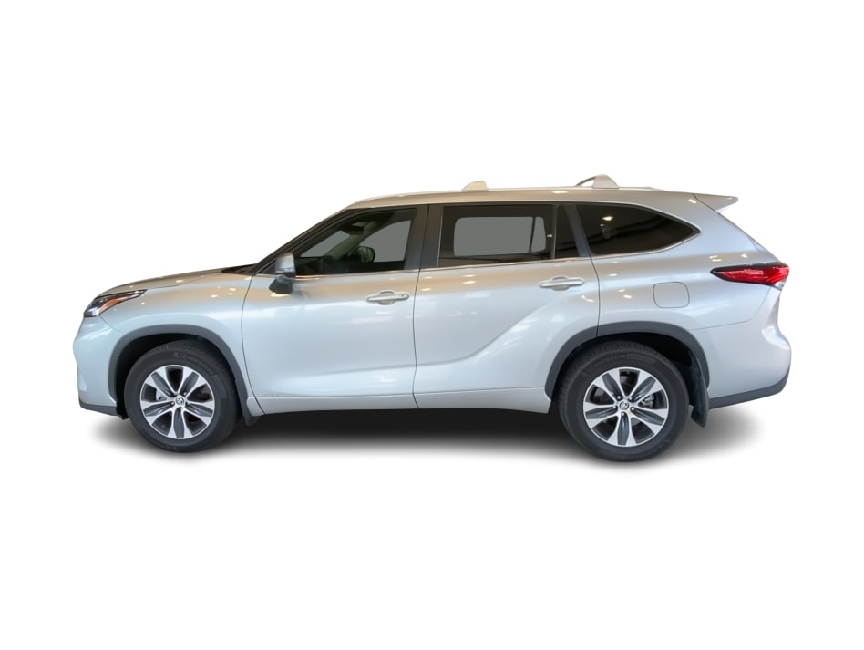 Thumbnail: 2023 Toyota Highlander - 3