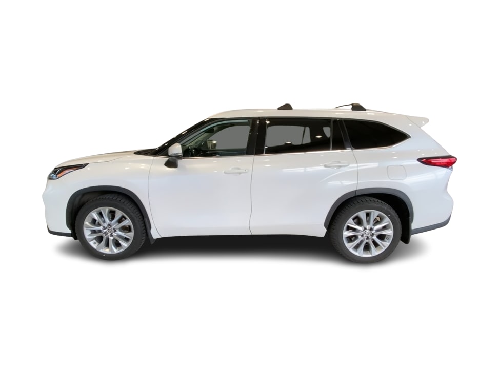 Thumbnail: 2023 Toyota Highlander - 3