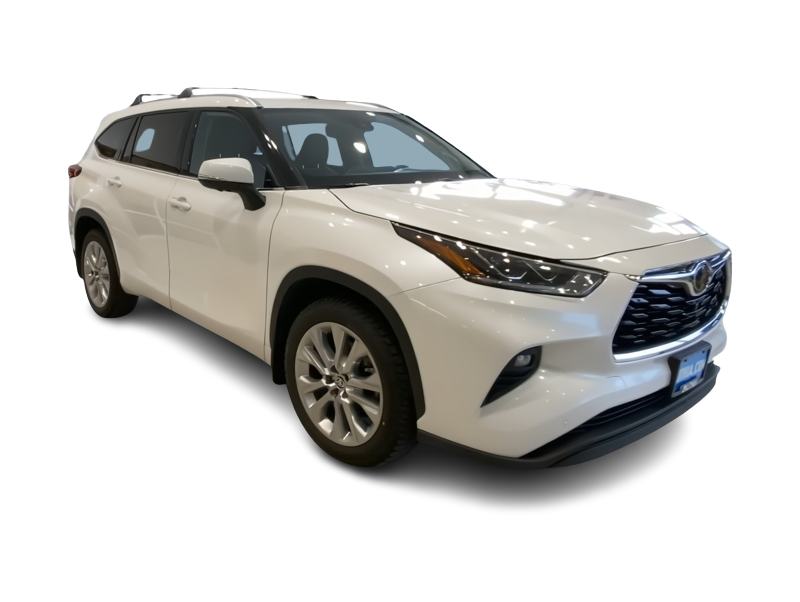 Thumbnail: 2023 Toyota Highlander - 16