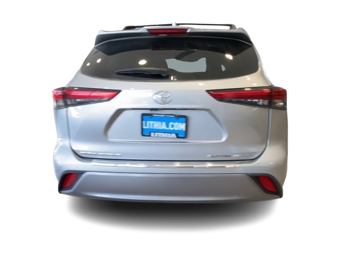 Thumbnail: 2023 Toyota Highlander - 5