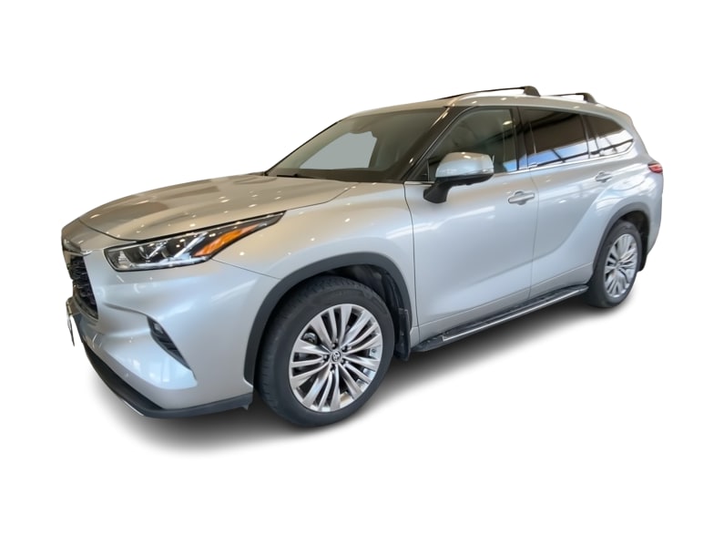 Thumbnail: 2023 Toyota Highlander - 17