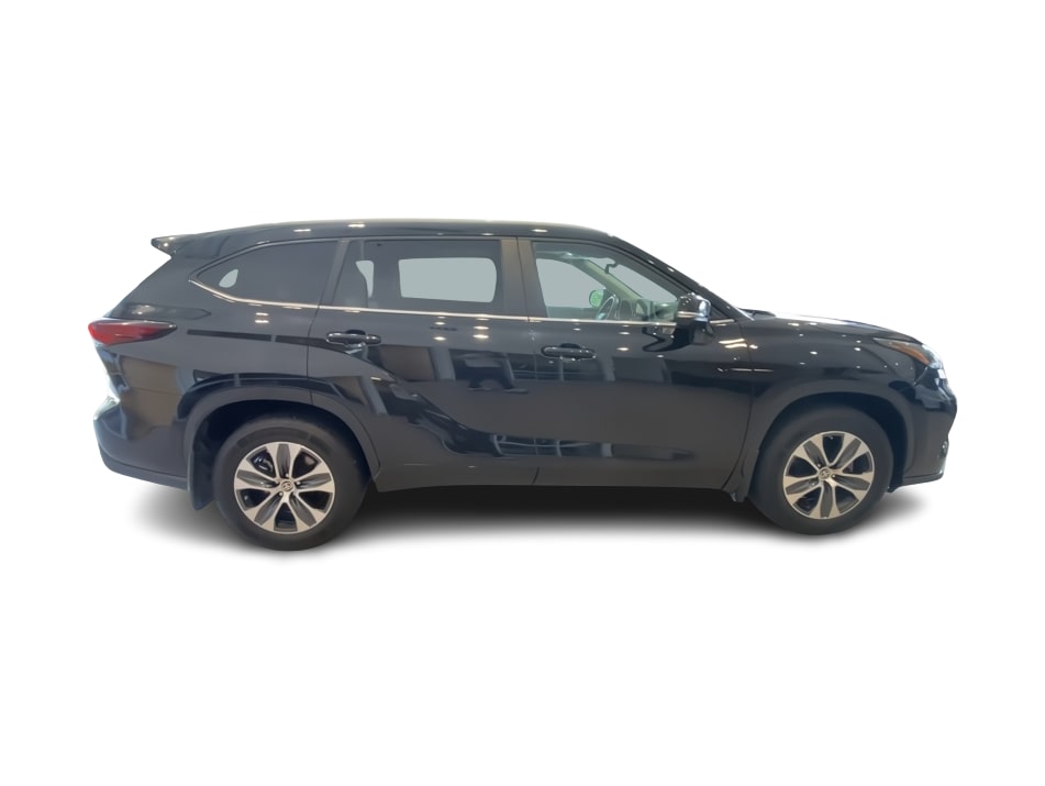 Thumbnail: 2024 Toyota Highlander - 19
