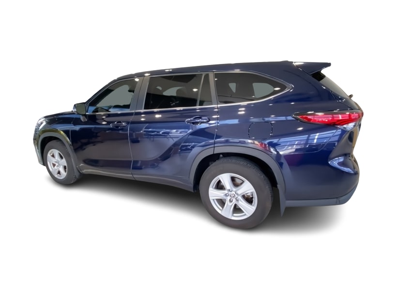 Thumbnail: 2023 Toyota Highlander - 18