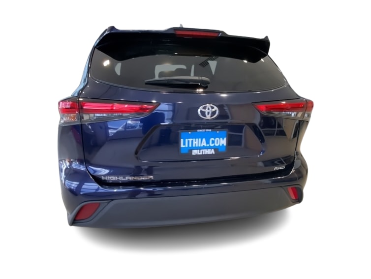 Thumbnail: 2023 Toyota Highlander - 4