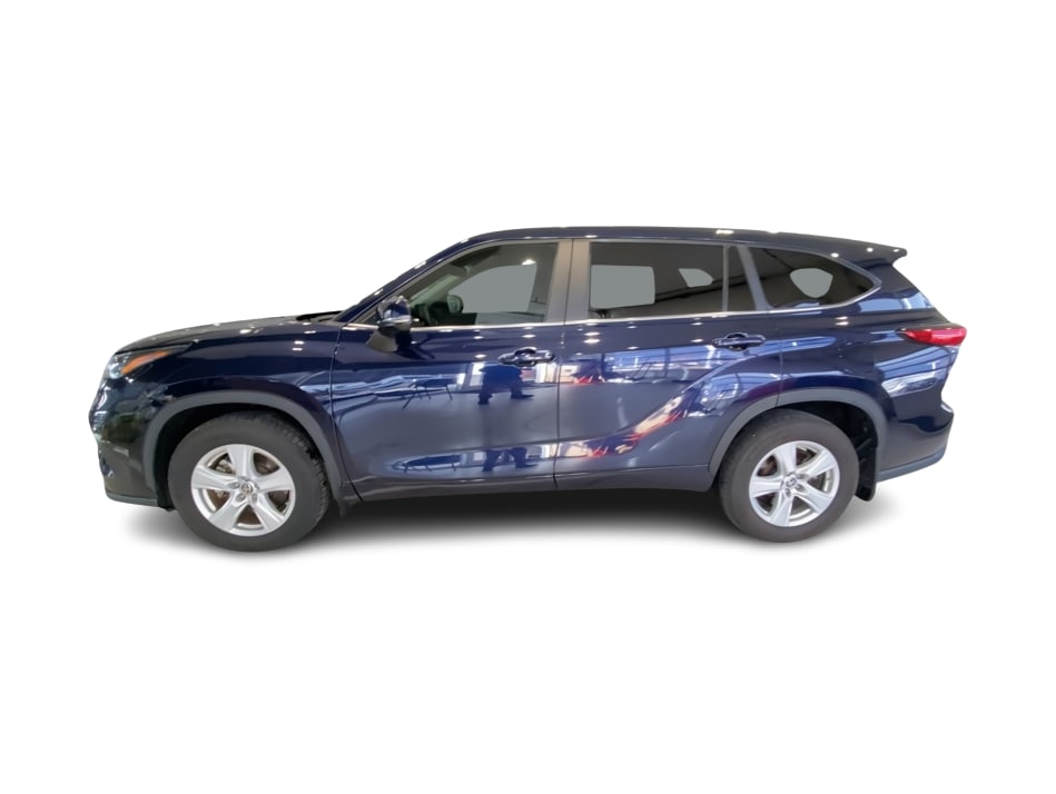 Thumbnail: 2023 Toyota Highlander - 3