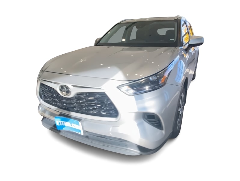 Thumbnail: 2023 Toyota Highlander - 17