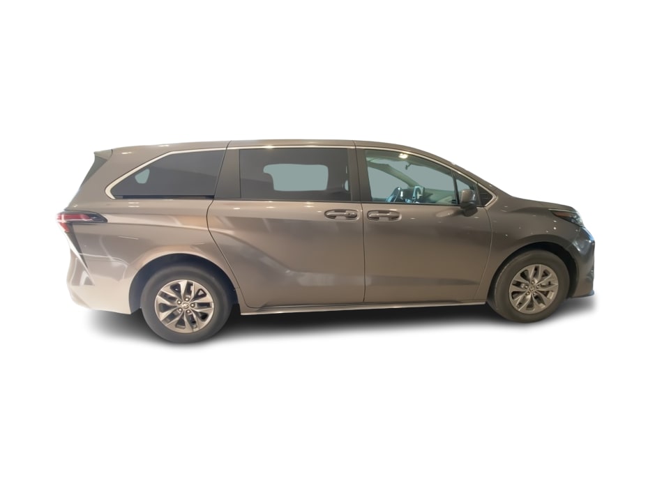 Thumbnail: 2024 Toyota Sienna - 20