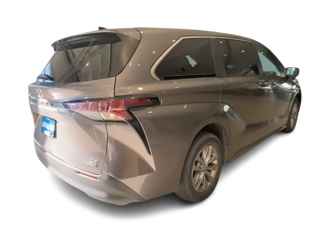 Thumbnail: 2024 Toyota Sienna - 19