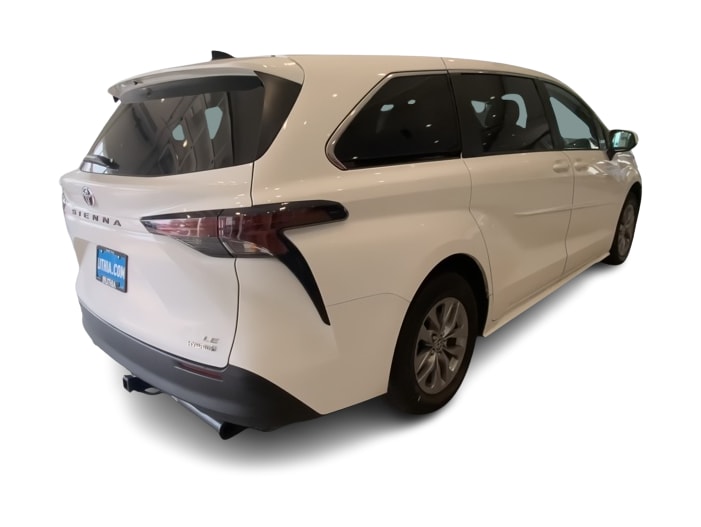 Thumbnail: 2024 Toyota Sienna - 18
