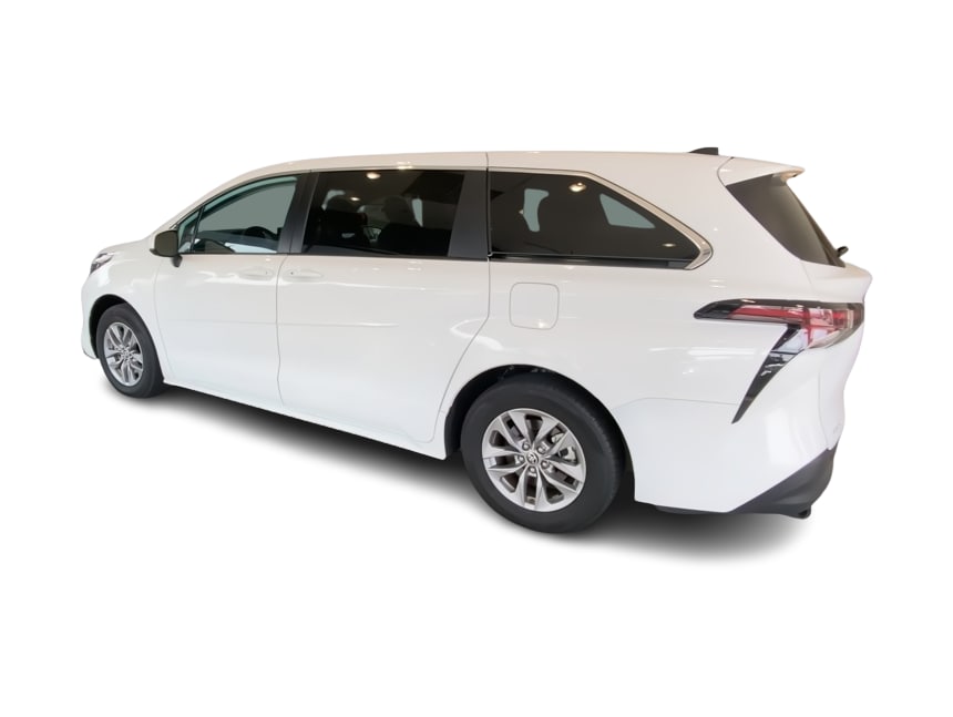 Thumbnail: 2024 Toyota Sienna - 16