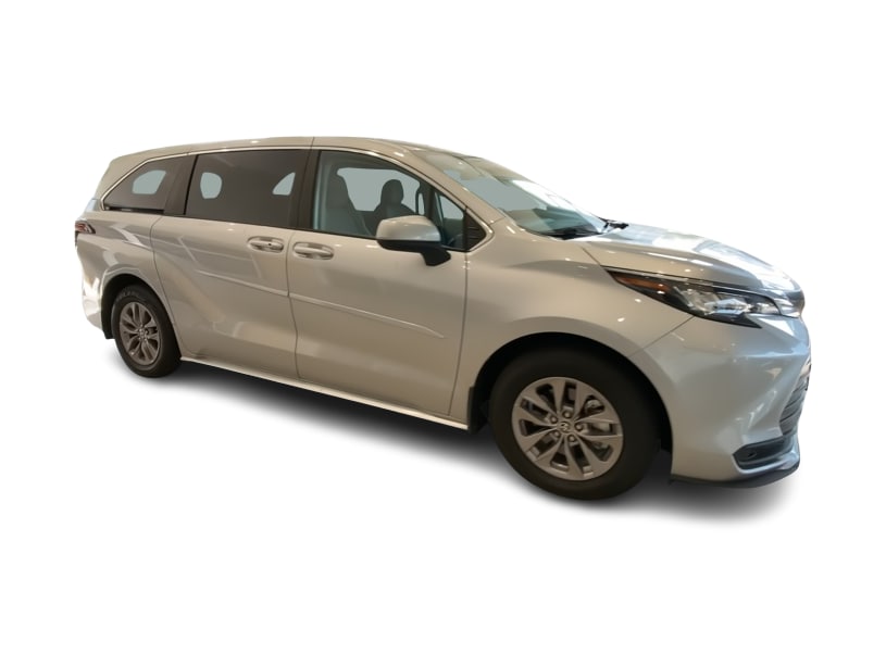 Thumbnail: 2023 Toyota Sienna - 13