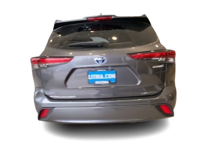 Thumbnail: 2022 Toyota Highlander - 4