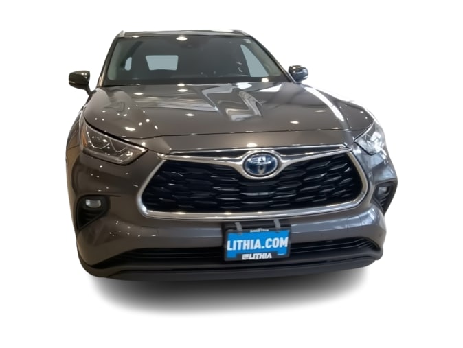 Thumbnail: 2022 Toyota Highlander - 5
