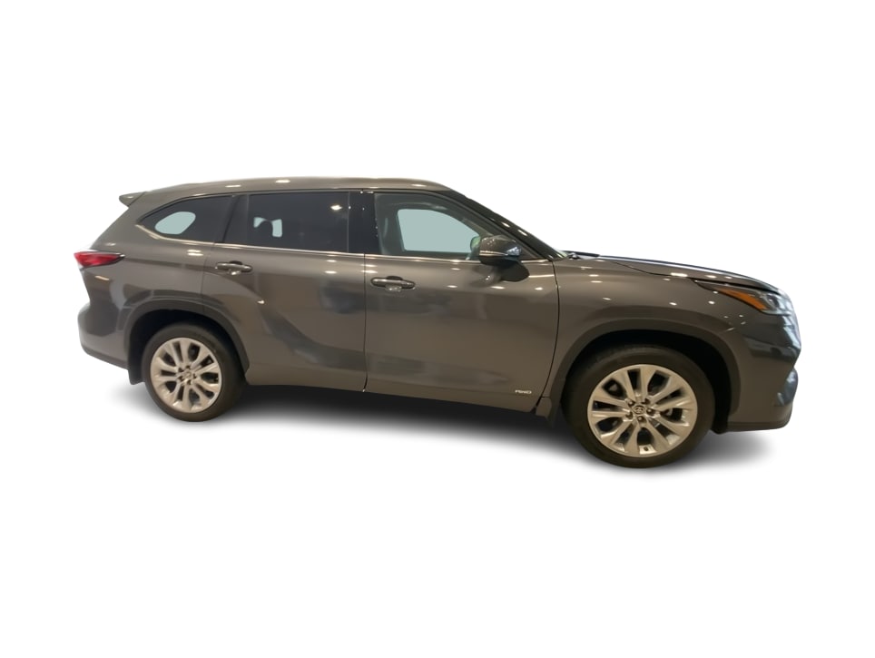 Thumbnail: 2022 Toyota Highlander - 20