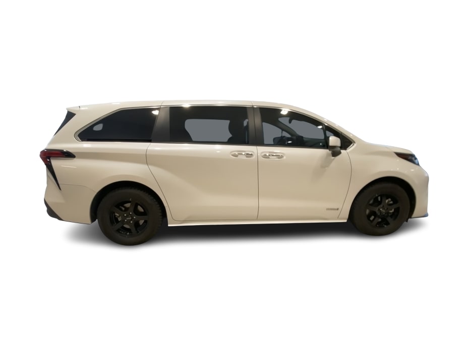 Thumbnail: 2021 Toyota Sienna - 20