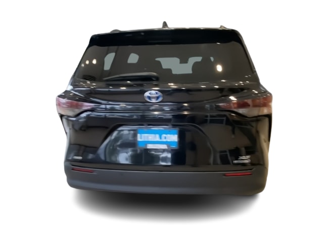 Thumbnail: 2024 Toyota Sienna - 17
