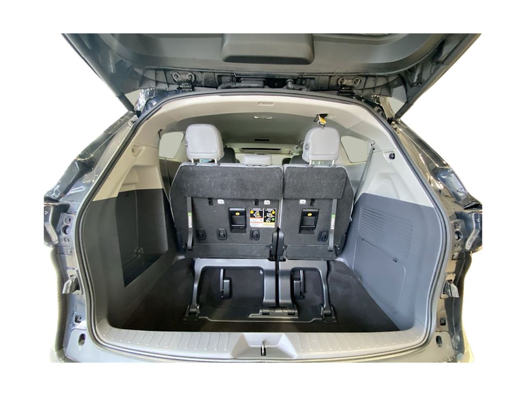 Thumbnail: 2024 Toyota Sienna - 13