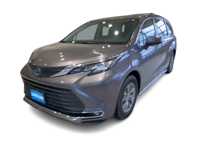 Thumbnail: 2023 Toyota Sienna - 16