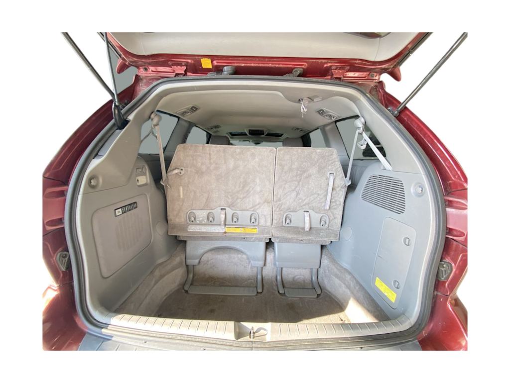 Thumbnail: 2005 Toyota Sienna - 13