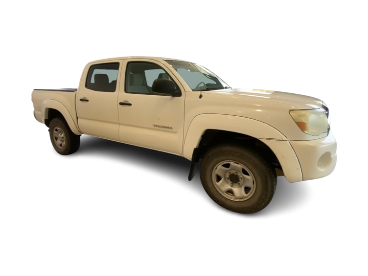 Thumbnail: 2005 Toyota Tacoma - 17