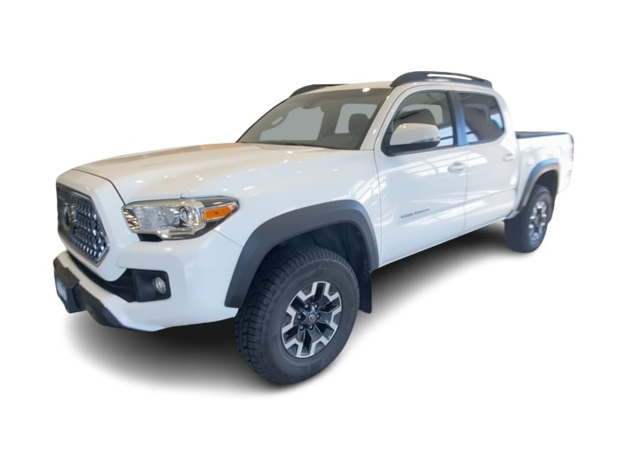 Thumbnail: 2018 Toyota Tacoma - 17