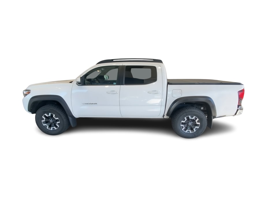 Thumbnail: 2018 Toyota Tacoma - 3