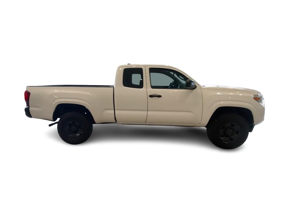Thumbnail: 2019 Toyota Tacoma - 17