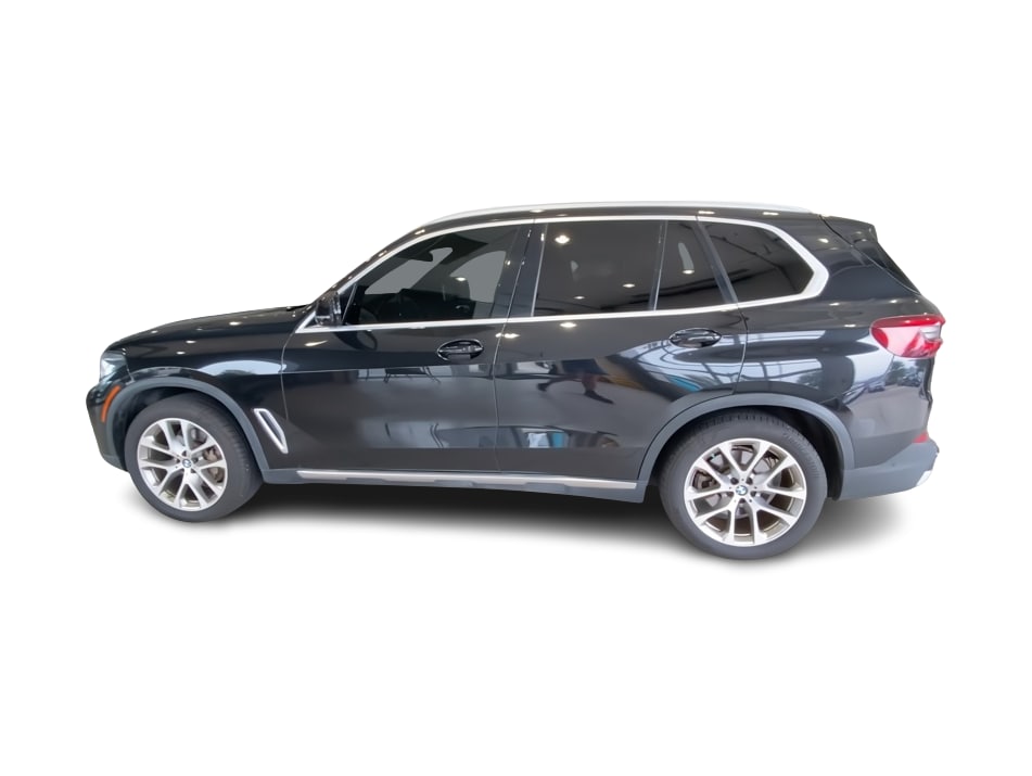 Thumbnail: 2021 BMW X5 - 3