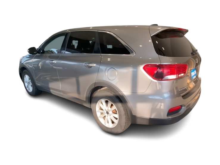 Thumbnail: 2019 Kia Sorento - 4