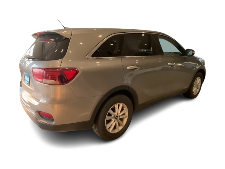 Thumbnail: 2019 Kia Sorento - 18