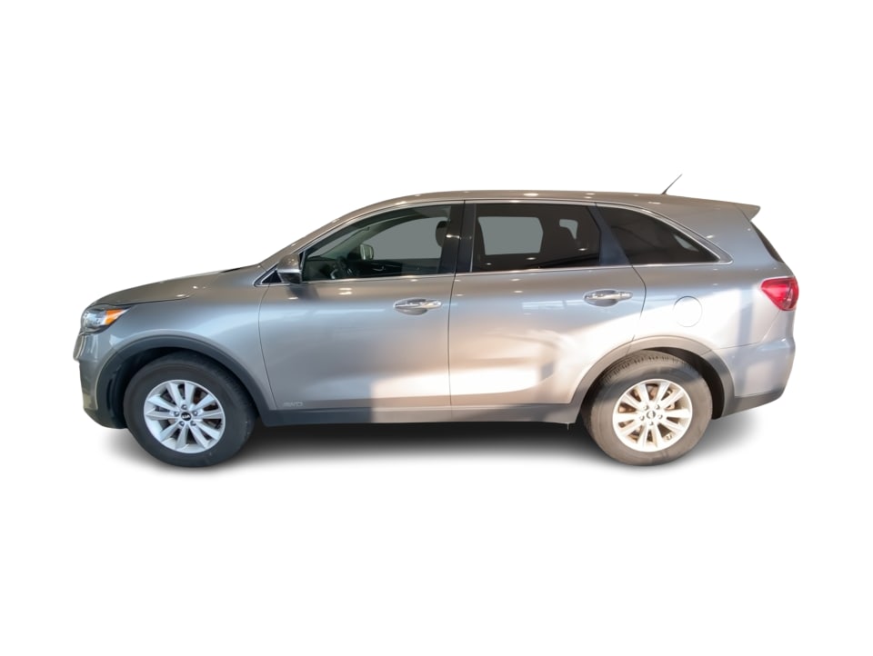 Thumbnail: 2019 Kia Sorento - 3