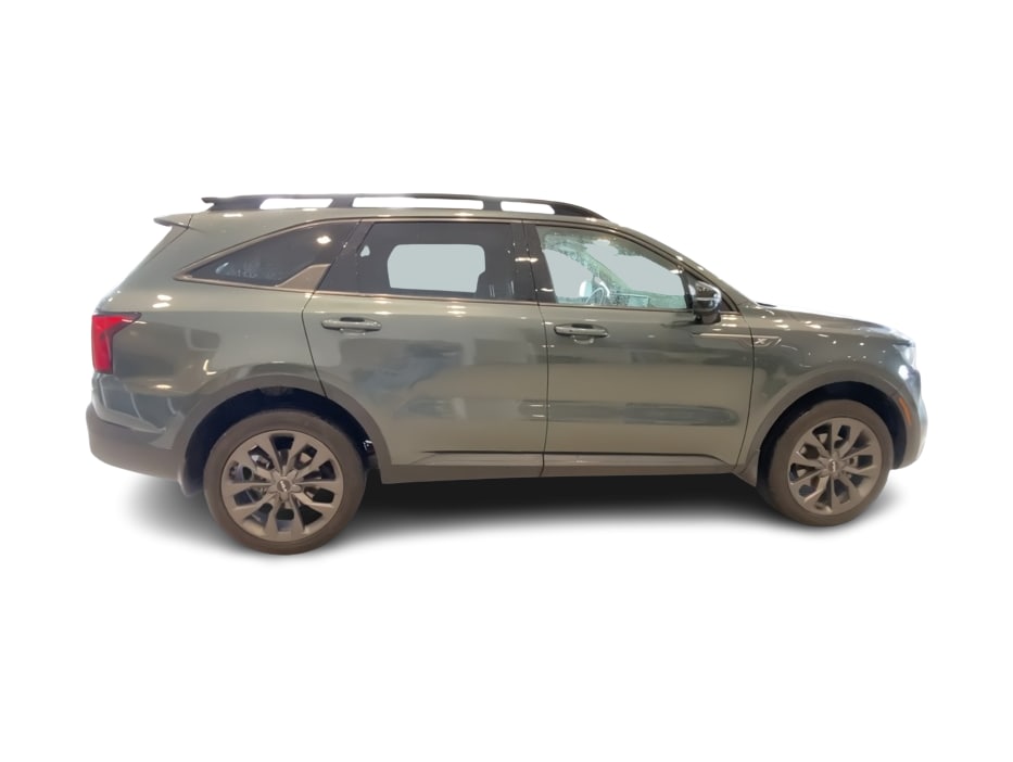 Thumbnail: 2023 Kia Sorento - 21
