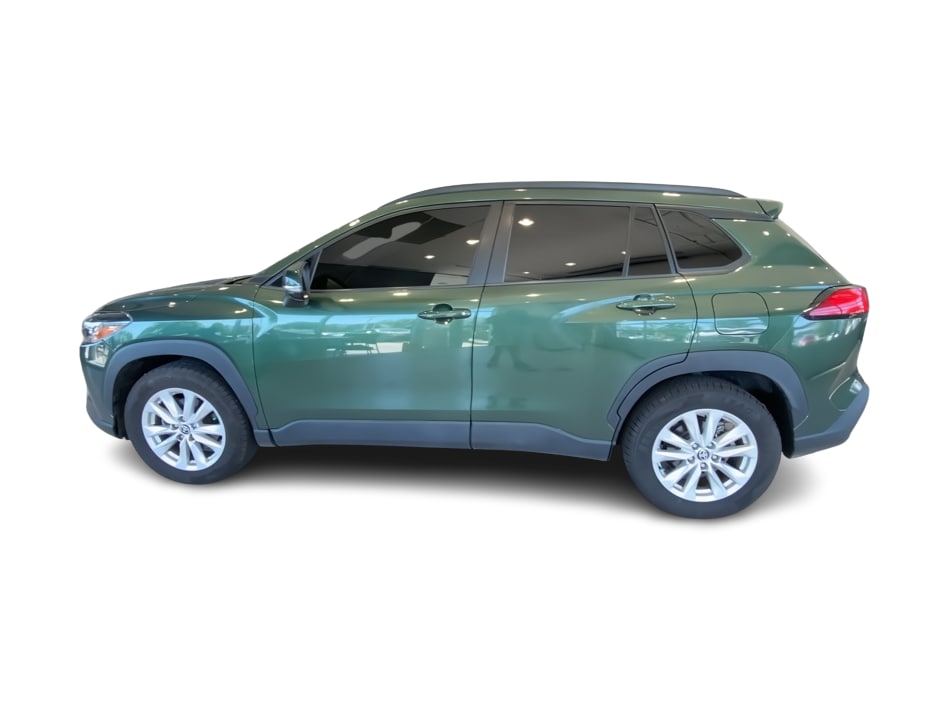 Thumbnail: 2022 Toyota Corolla Cross - 3