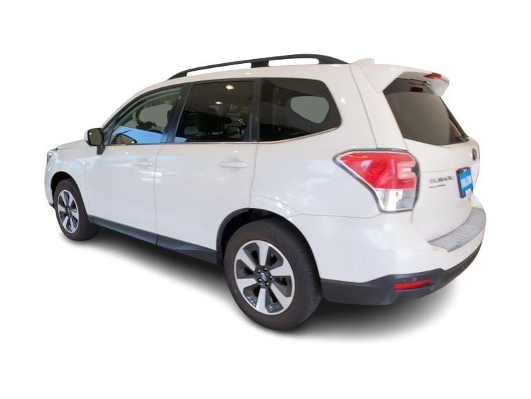 Thumbnail: 2017 Subaru Forester - 4