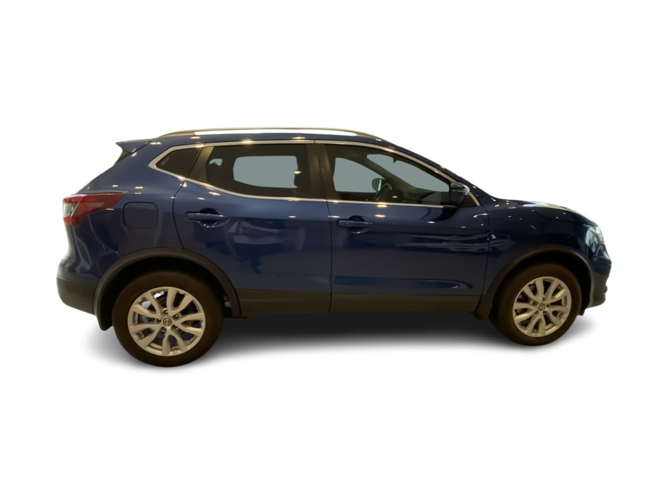 Thumbnail: 2020 Nissan Rogue Sport - 19